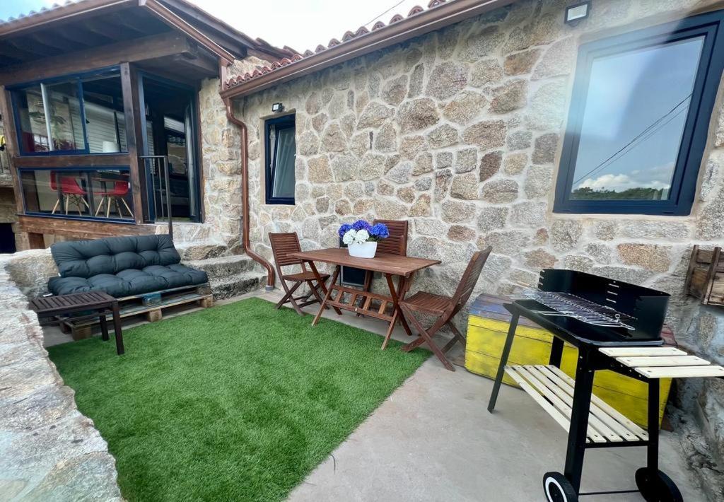 O Recuncho De Tibias Villa Pereiro de Aguiar Exteriör bild
