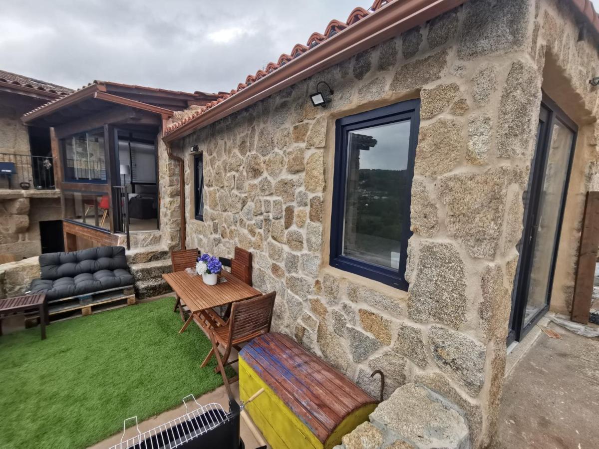 O Recuncho De Tibias Villa Pereiro de Aguiar Exteriör bild